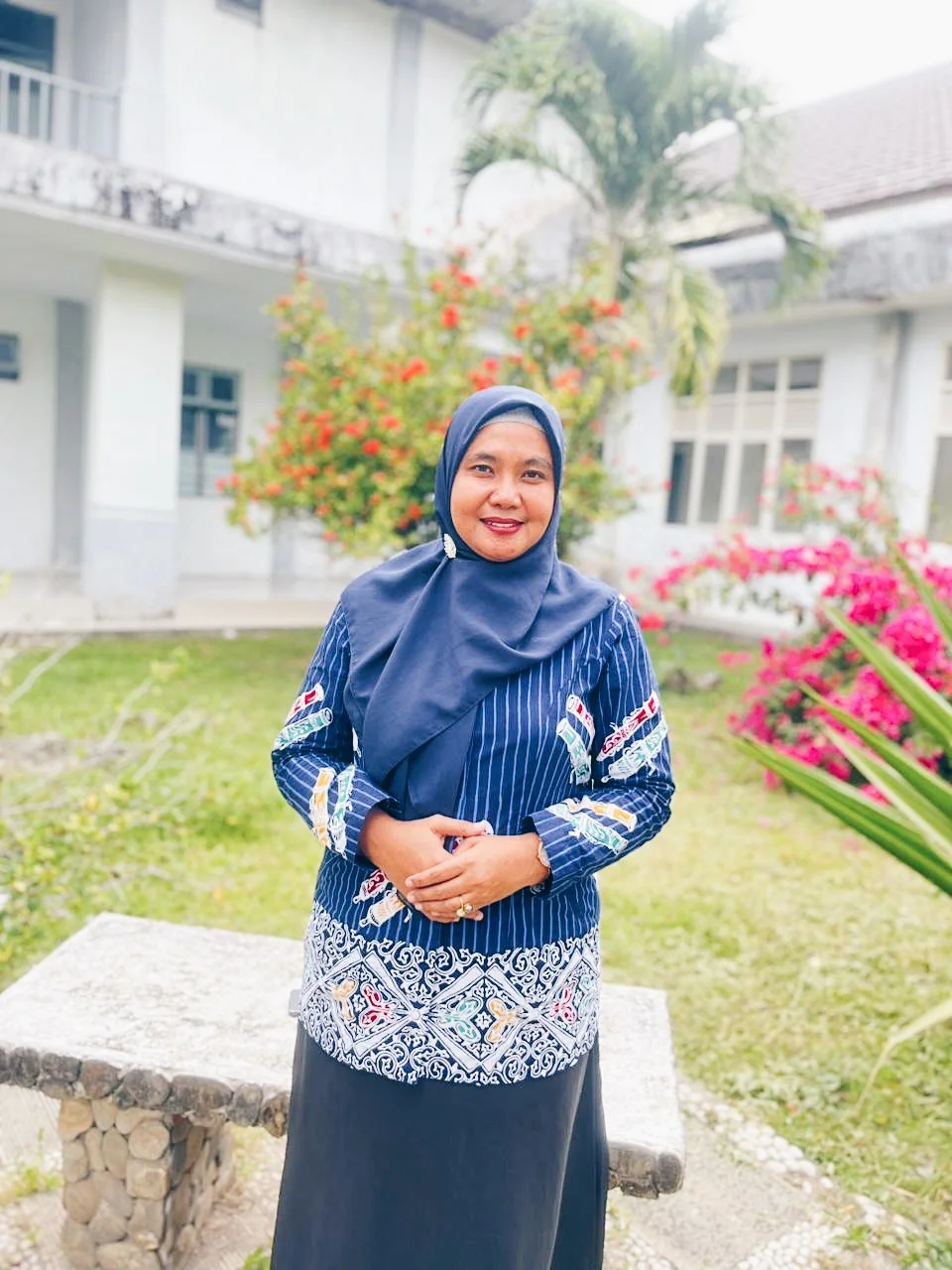 Foto MILA KRESNA LAKUARI, S.Si, Apt
